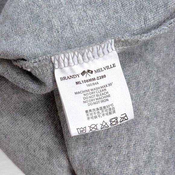 Brandy Melville New York Baby Tee Gray Green Cropped Top Y2K Women’s S - Picture 5 of 8